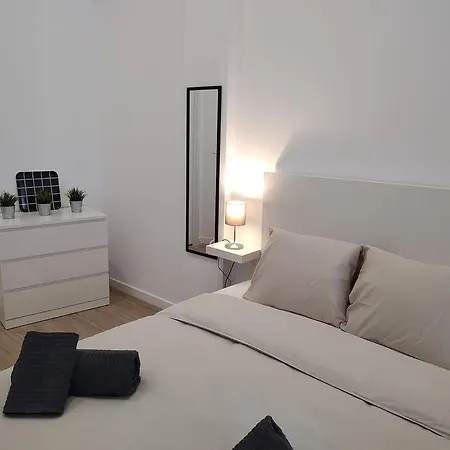 Apartman Nuevo Loft En Playa Y Cerca Del Centro, Ac Y Wifi Valencia