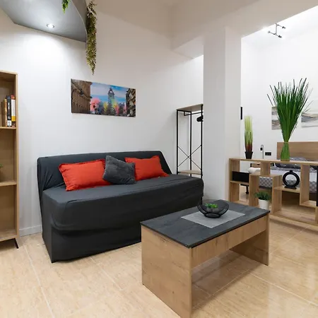 Spacious Oceanografic Flats *