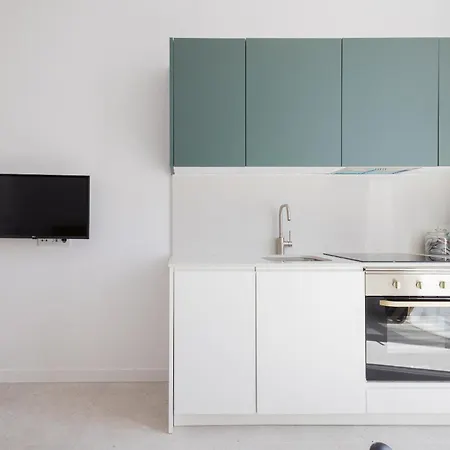 Florit Flats - Ceramic - 4 Guest - Ac Wifi - Near Sorolla Train Station 公寓 *