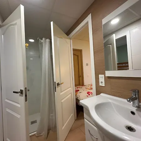 Ubytování v soukromí Mirador 2 Del Mercado - Con Bano Privado En El Centro De La Ciudad Vella *