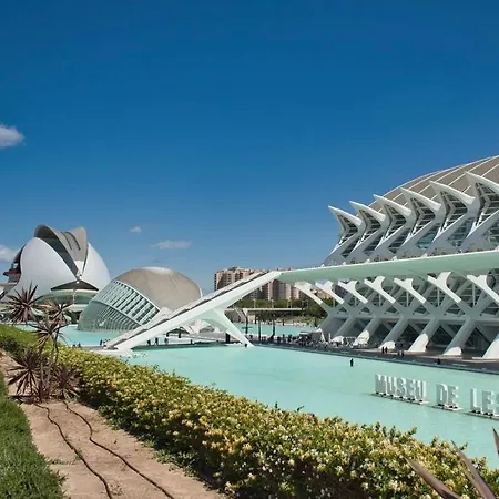 Ciudad De Artes Y Ciencias Appart hôtel *