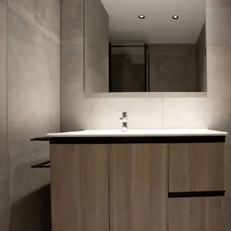 Reina Flats Playa * Valenza