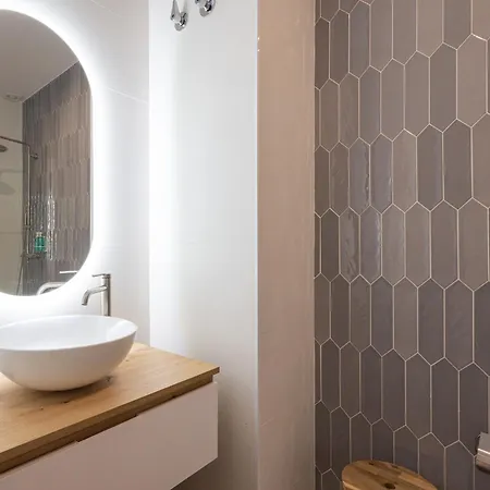 Florit Flats - Quiet And Cozy By The Joaquin Sorolla Station *