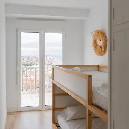 Ocean's Whisper: Les Palmeres Seaview Sanctuary * Valencia