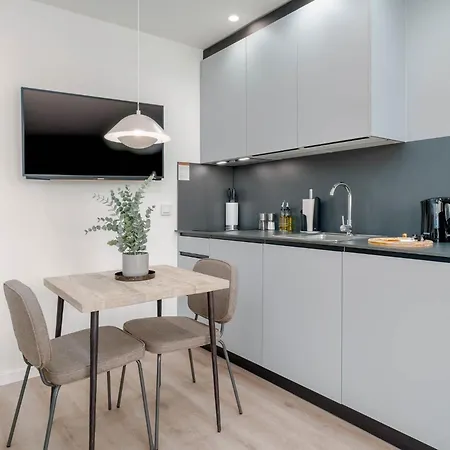 Apartment Limehome Carrer De Sant Jacint