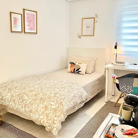 Residencial Private Room, Comfy&quiet Well Located - Center And Valencia