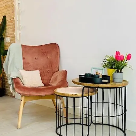 Beautiful Loft In The Heart Of Ruzafa, Soho Daire