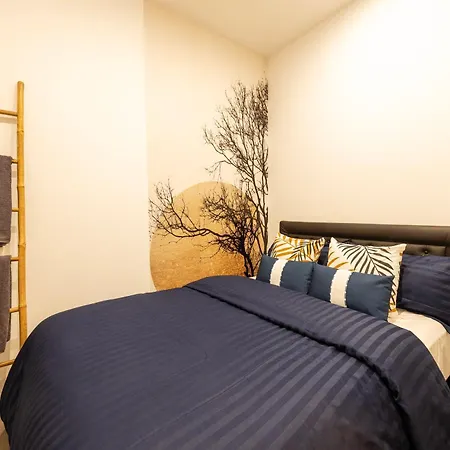 Portrait Boutique Apartment