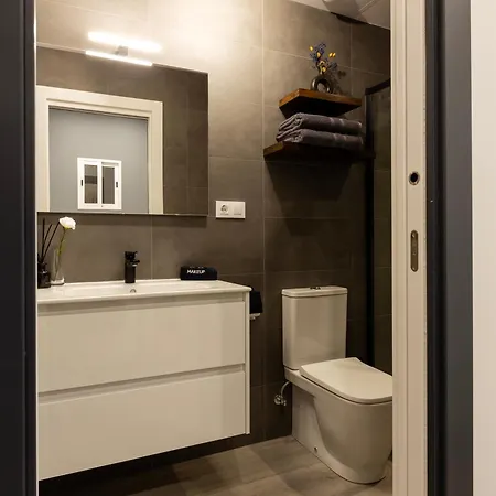 Portrait Boutique * Valenza