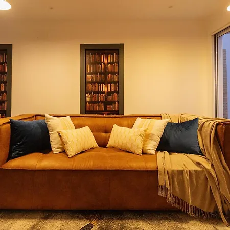 Portrait Boutique Apartment
