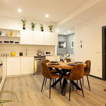 Portrait Boutique Apartment Valencia