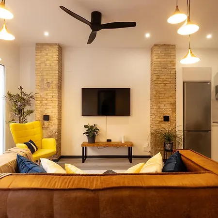 Portrait Boutique Apartment *