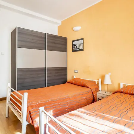 Zona Doctor Peset Apartment
