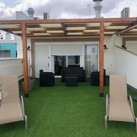 El Globo Hotel *