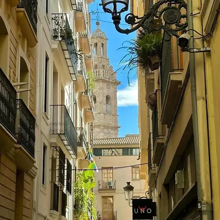 Mirador 1 Del Mercado - Con Bano Privado En El Centro De La Ciudad Vella Проживание в семье *