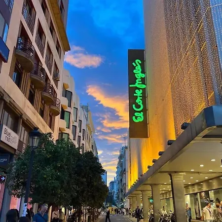 Проживание в семье Mirador 1 Del Mercado - Con Bano Privado En El Centro De La Ciudad Vella