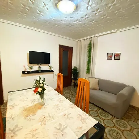 Habitación en casa particular Well Located Shared *