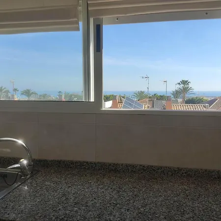 Practico Y Con Vistas Al Mar アパート バレンシア