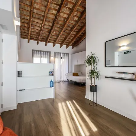 Amazinn Places Evi * Valencia