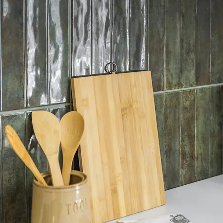 By Concept Flats * Valence