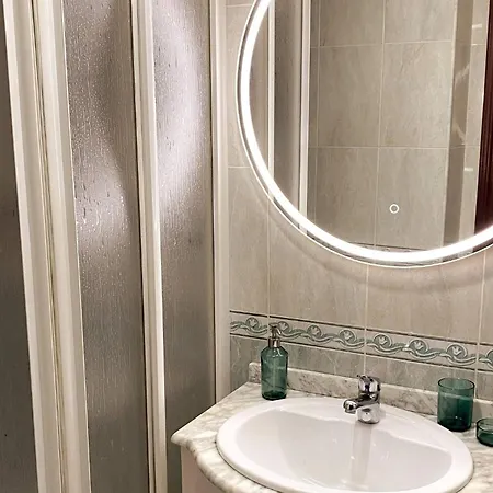 Apartment Near The Beach In Cabanal Area Valencia