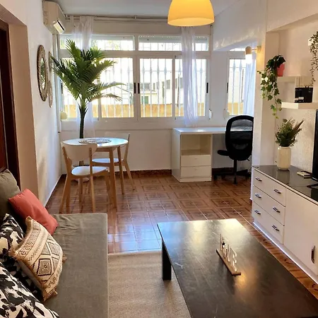 Apartment Near The Beach In Cabanal Area Valencia
