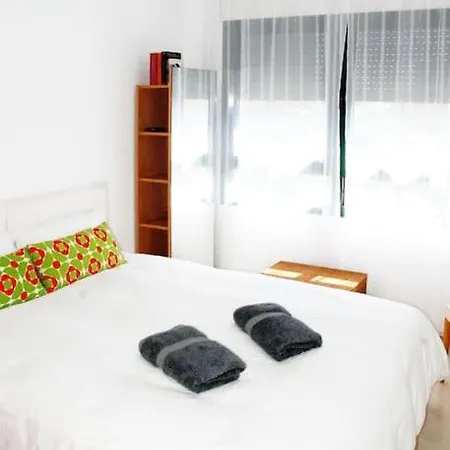 Apartamento Artes Y Ciencias + Garaje + Netflix