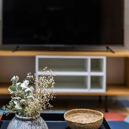 Reina Flats Playa Valenza