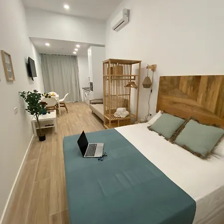 Travel Habitat Cabanyal Lofts فالنسيا