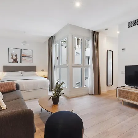 Limehome Carrer Del Pare Palau I Quer * Valencia