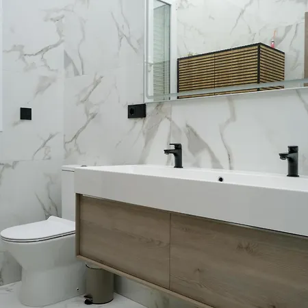 Habitación Céntrica De Lujo Gv 2 Quarto em Acomodações Particulares