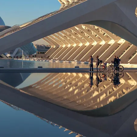 Centrica De Lujo Gv 3 * ולנסיה