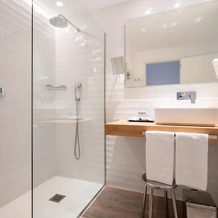 Conqueridor 4* ולנסיה