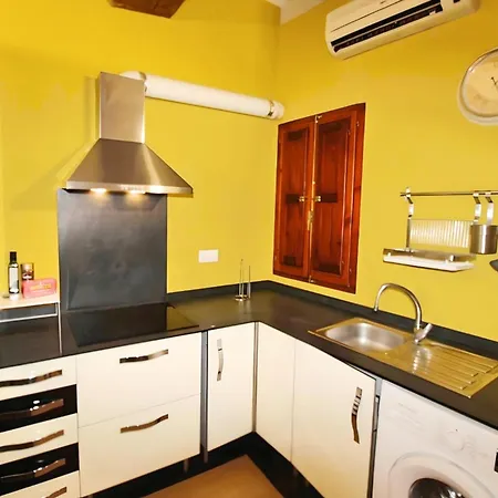 Reformado Cerca De La Plaza Redonda *