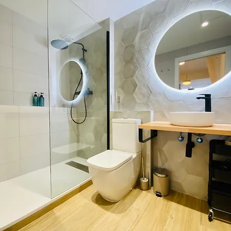 Apartamento En Cabanyal A: Encanto Y Diseno Junto A La Playa * Walencja