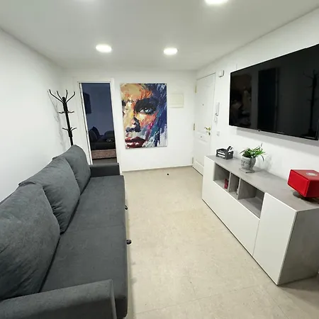 Piso Nuevo Al Lado Del Mar Апартаменты Валенсия