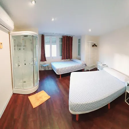 Quarto em Acomodações Particulares Habitación Cerca Del Centro *