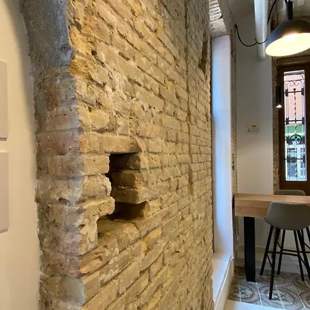 Gasthof Original Domino House Valencia