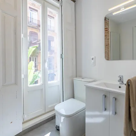 شقة Residencia Universitaria Trinitarios *