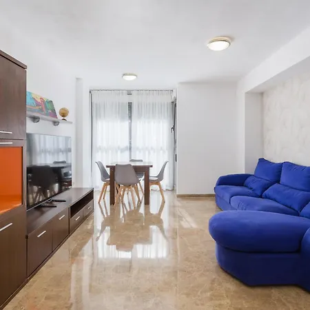 Appartamento Piso Familiar Cerca Del Centro, Ac Y Wifi Gratis *