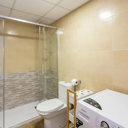 Piso Familiar Cerca Del Centro, Ac Y Wifi Gratis Appartamento *