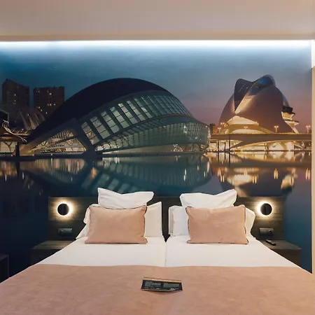 Palau & Apartahotel