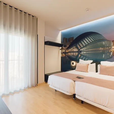 Palau & Apartahotel