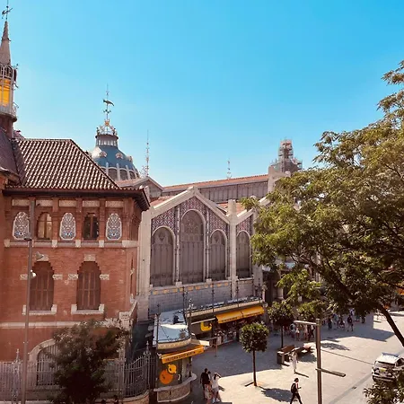 Mercado Central Апартаменты Валенсия