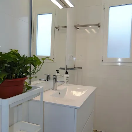 Апартаменты Casita Con Terraza En Cabanyal *