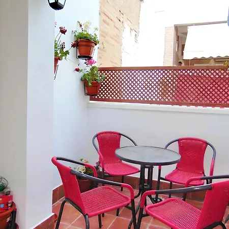 Casita Con Terraza En Cabanyal
