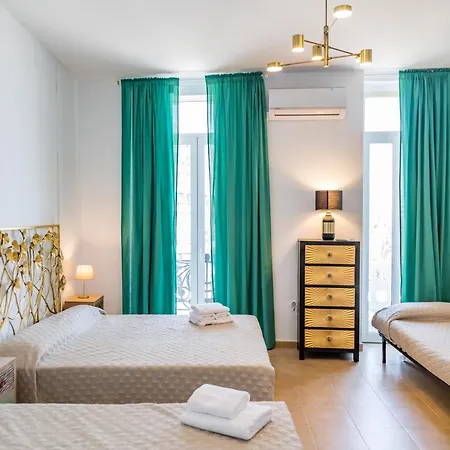 Apartamento Travel Habitat Port Valencia. Valencia