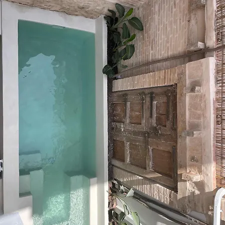 Design House With Swimming Pool Near The Sea *