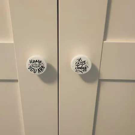 Small And Cozy - G10 Valence