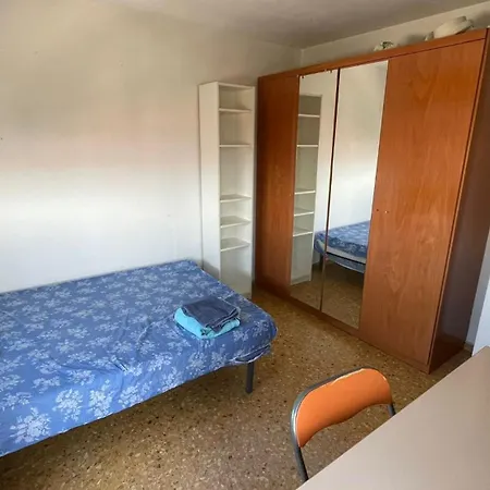 Flat Friend Group Or Family Near Center Blasco Ibanez Valencia